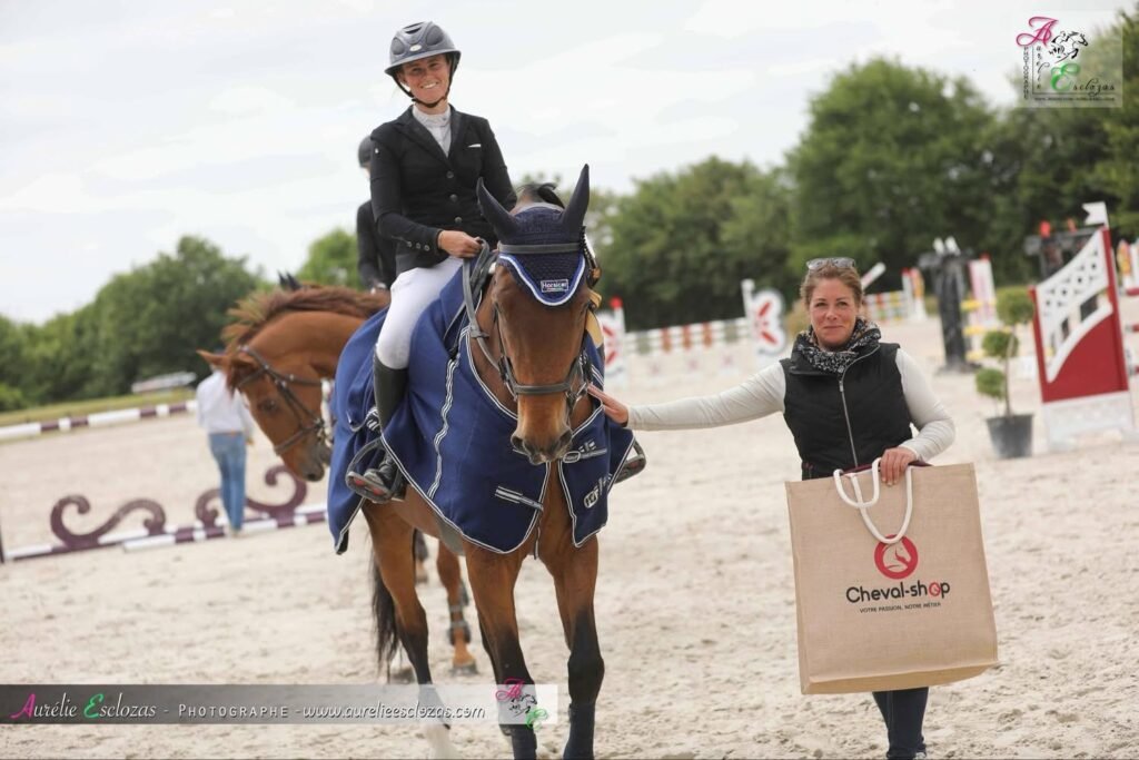 remise des prix au jumping de Bonneval